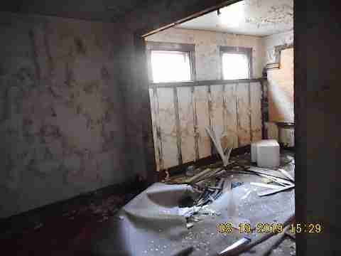 3738 Montgomery (10)_m.jpg